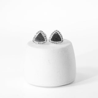 Brinco Prata Triângulo Zircônia